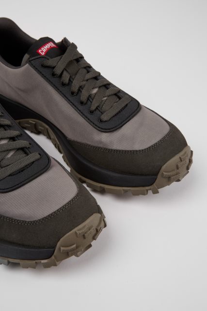 Dizaino Drift Trail Vibram Pilkos Ir Juodos Tekstilės Ir Nubuko Sportbačiai Vyrams Kemperiui