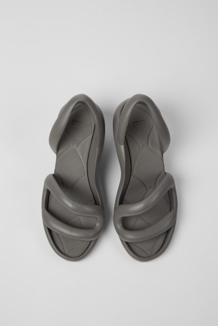 Dizaino Kobarah Pilki Unisex Sandalai Kemperis
