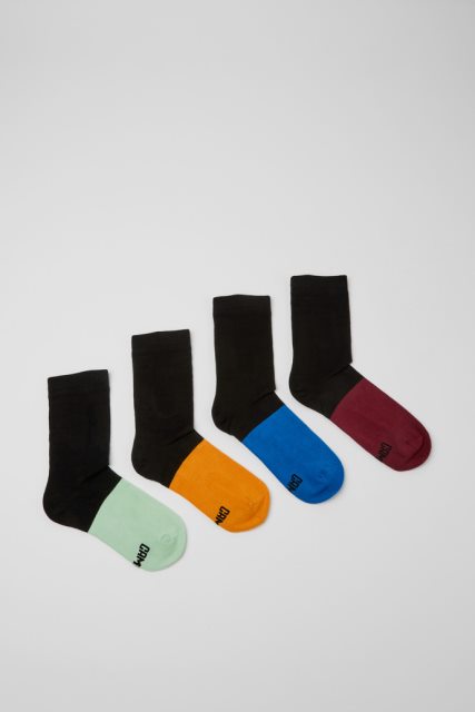 Kemperio Dizaino Nelyginės Kojinės Pakuotėje Keturios įvairiaspalvės Unisex Kojinės