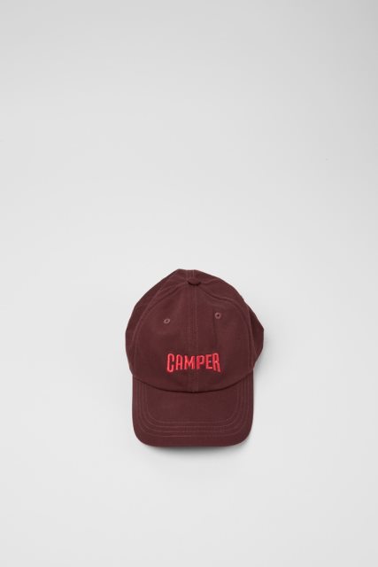 Bordo Spalvos Kepurė Su Kemperio Logotipu